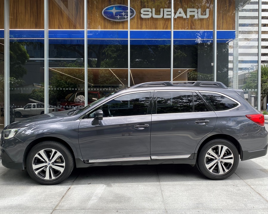 Subaru Outback 3.5L 6 Cilindros AWD